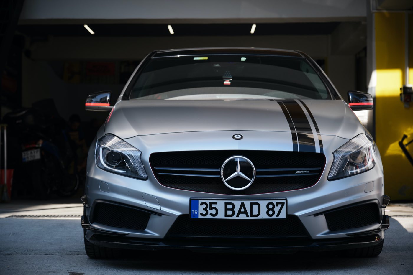 Автомобіль у студії B8 Detailing
